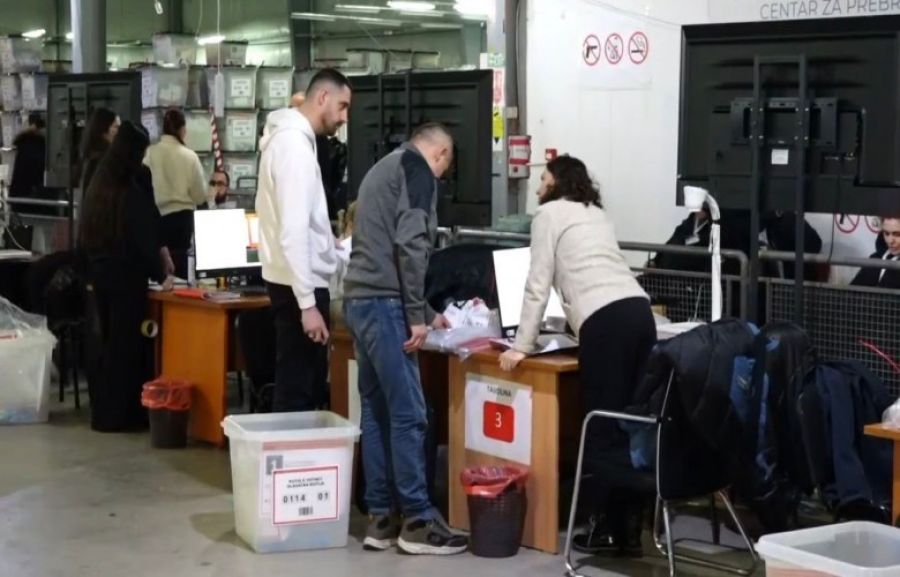 28 Aralık Seçimleri Oylarının Yeniden Sayımı Devam Ediyor