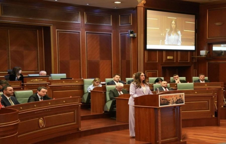 Vetëvendosje’den Anayasa Mahkemesi’nin Geçici Kararına Destek