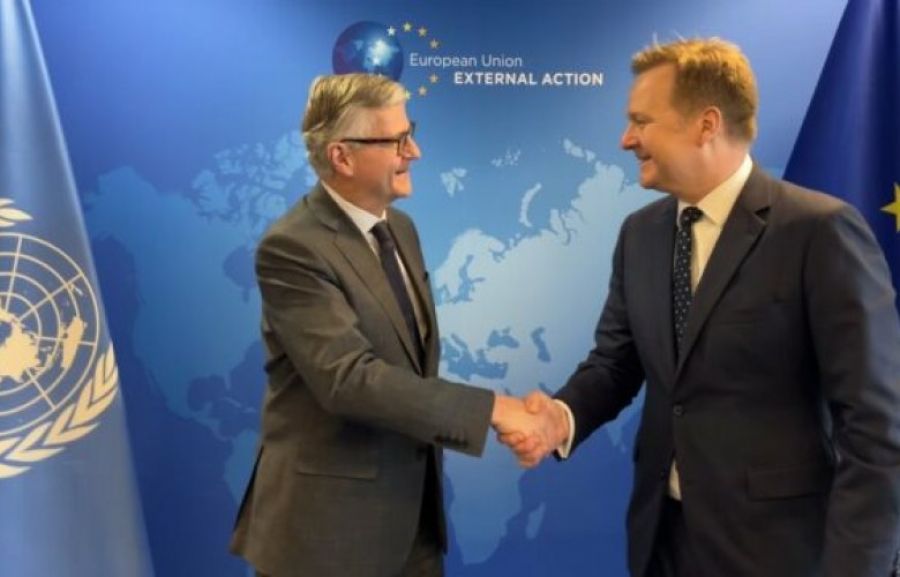  Sorensen, BM Yetkilisiyle Yabancılar Yasası’nı Görüştü