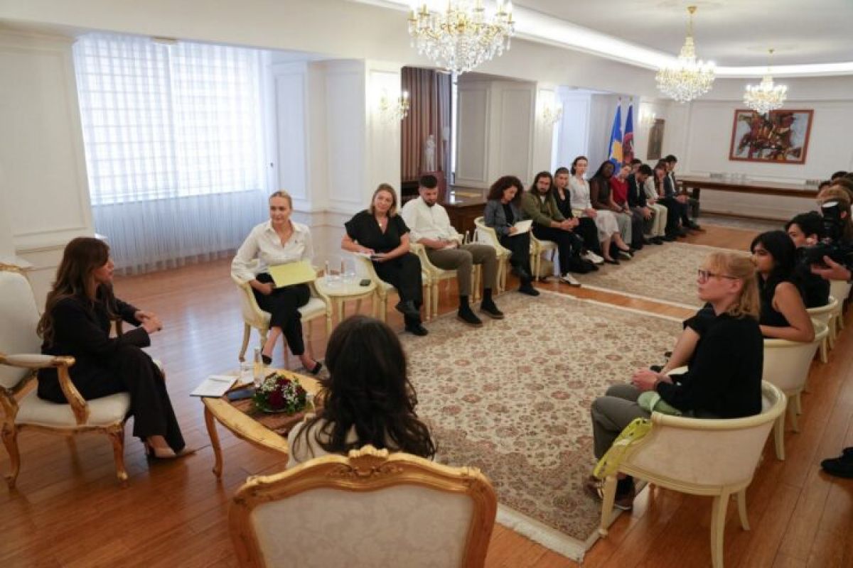 ETH Zürih Öğrencileri, Haxhiu Tarafından Kabul Edildi