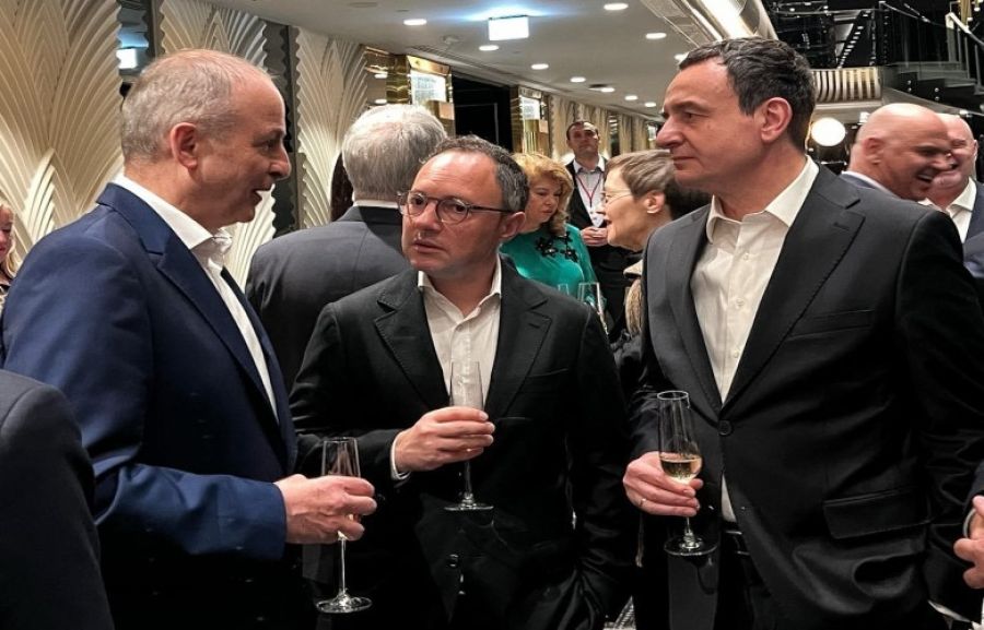 Kurti, EPC Zirvesi Kapsamında Avrupa Liderleriyle Bir Araya Geldi