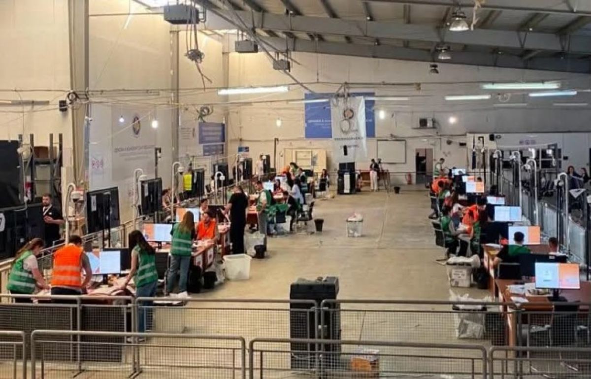 Posta Oylarının Sayımı Bugün Tamamlanıyor, Şartlı Oyların Sayımına Geçilecek