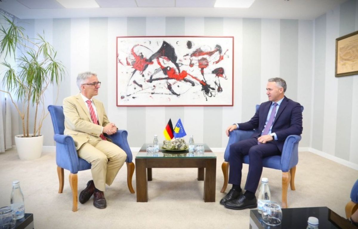 Almanya’nın Desteği Kosova’nın AB Entegrasyonu İçin Hayati Öneme Sahip