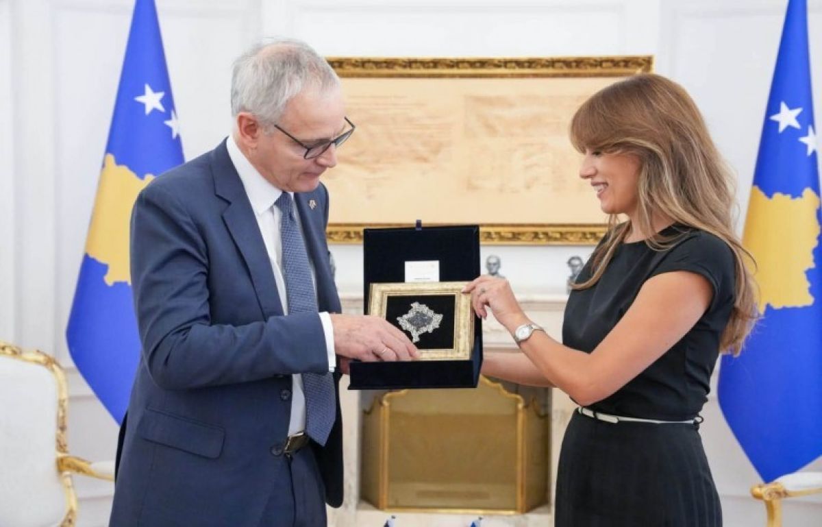 Haxhiu, Belçika Büyükelçisi Cuvelier'i Veda Görüşmesinde Ağırladı