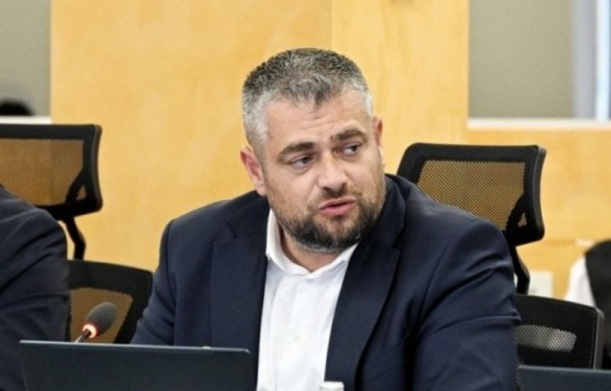 Sırbistan Hâlâ Miloşeviç'in Soykırımcı İdeolojisinden Kurtulmuş Değil