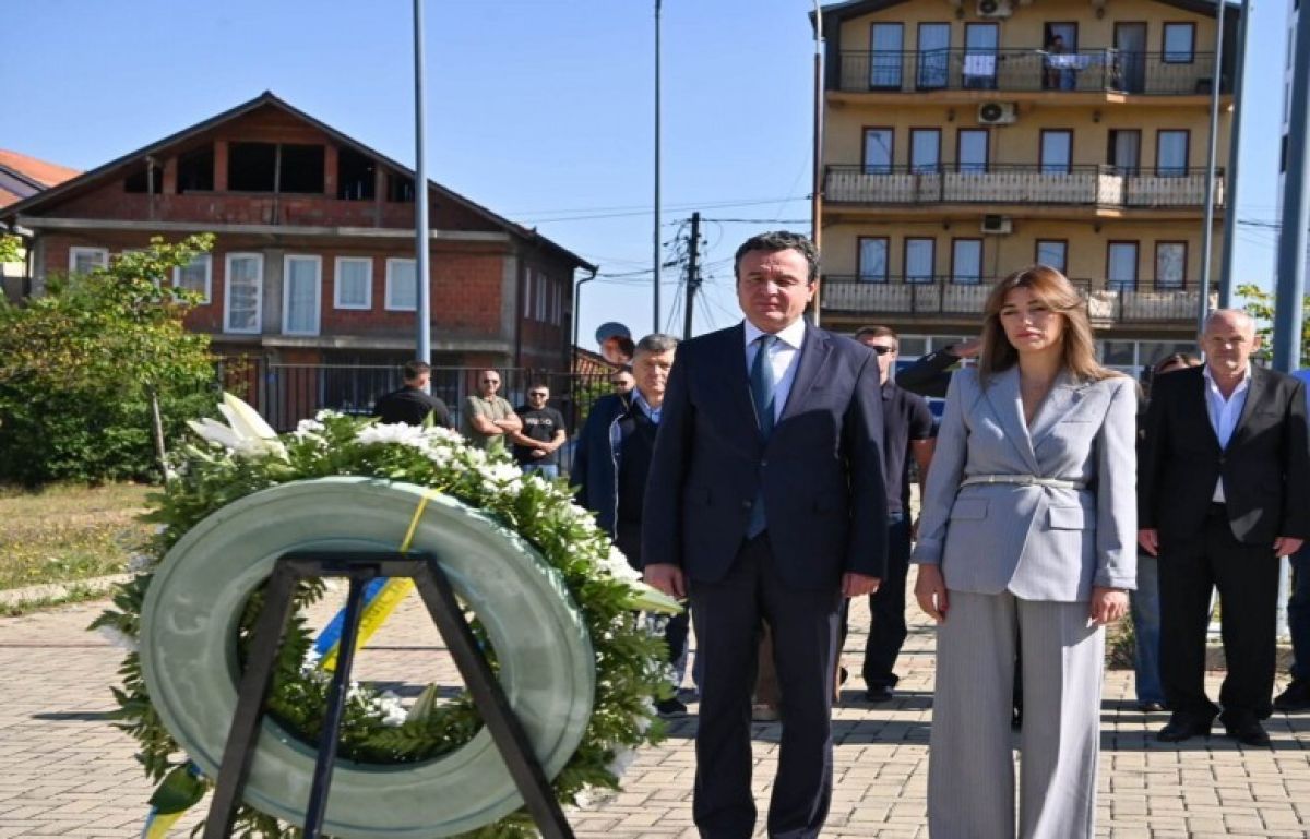 Haxhiu ve Kurti, Adem Demaçi'yi Ölüm Yıl Dönümünde Andı