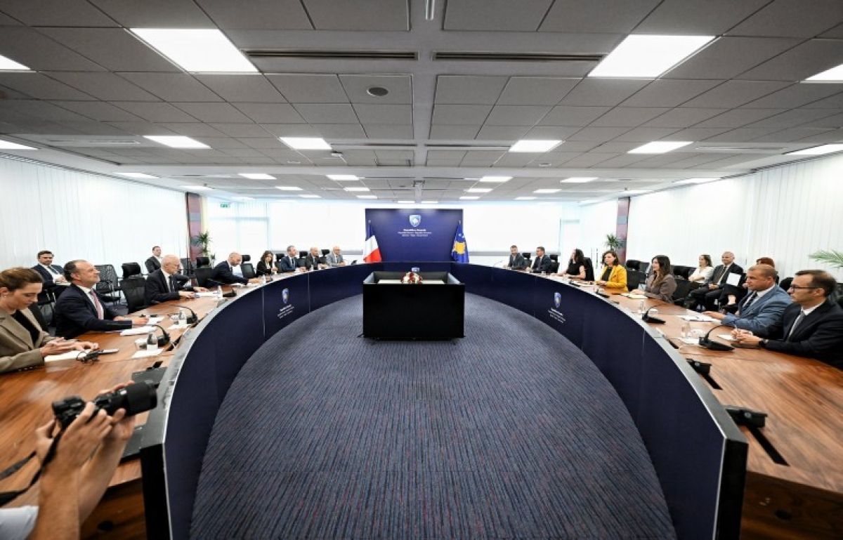 Kosova ve Fransa Ekonomik İş Birliğini Derinleştirmeyi Hedefliyor