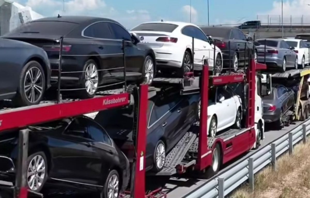 5 Otomobile El Konuldu: Güney Kore'den İthalatta Sahte Belge Şüphesi