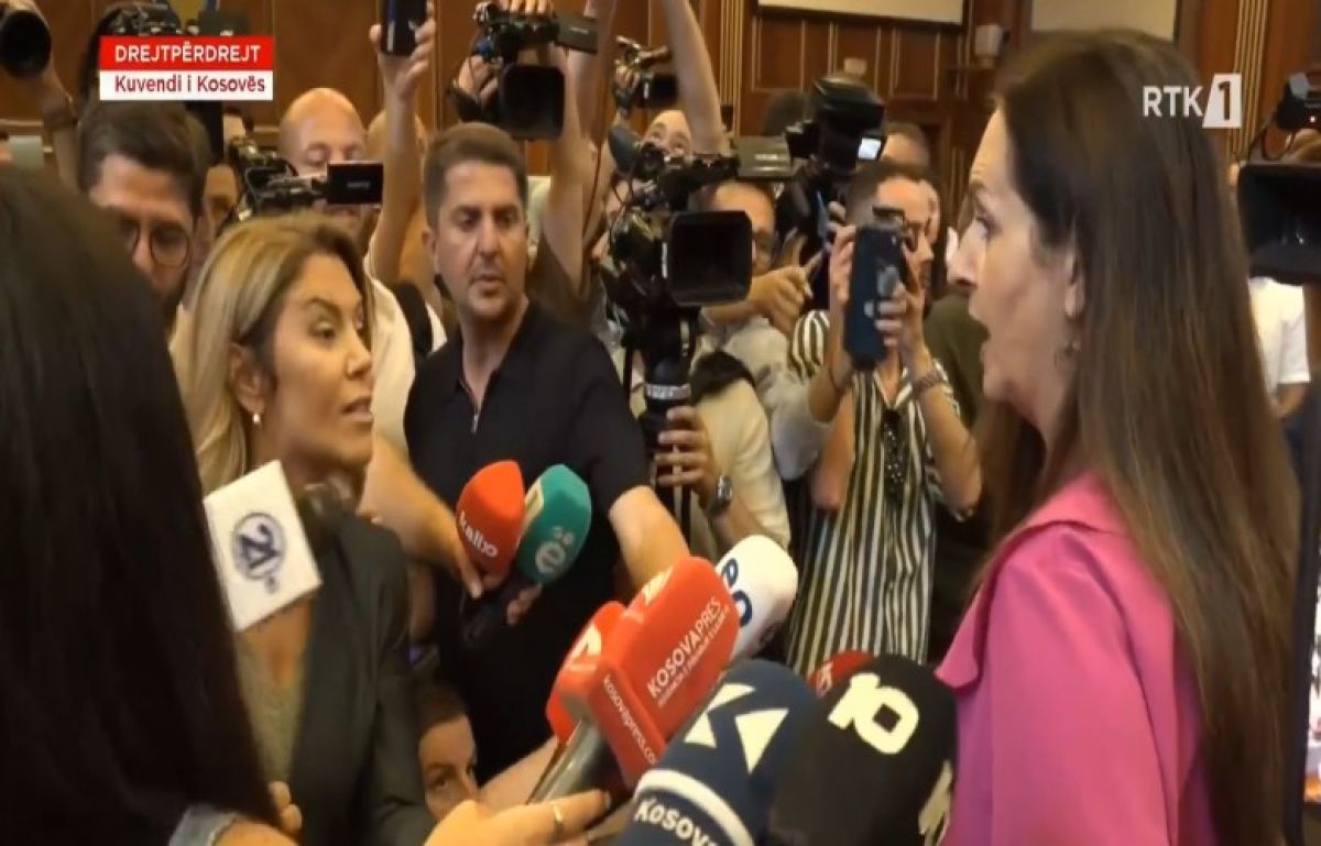 Kosova Meclisi’nde Gerilim: PDK ve AAK Milletvekillerinden LVV’ye Tepki
