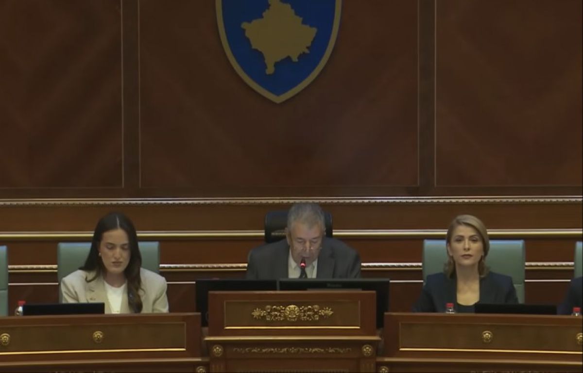 Siyasi Kriz Sürüyor, Analistlerden Kurumların Kurulması için Çözüm Çağrısı 