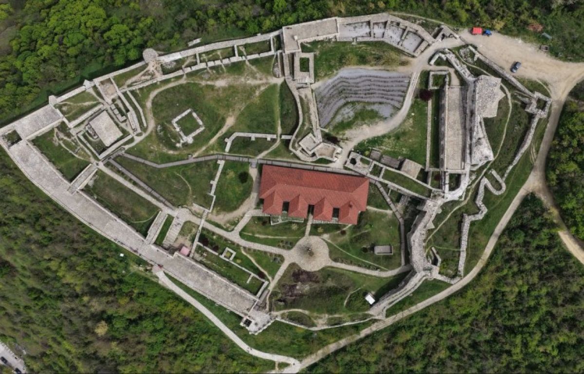 Prizren Kalesi Ziyaretçilere Geçici Olarak Kapatılıyor