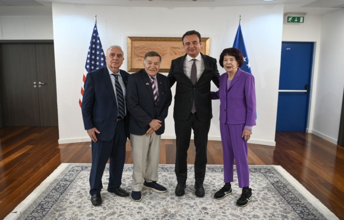 Albin Kurti, Joe ve Shirley DioGuardi'yi Kabul Etti