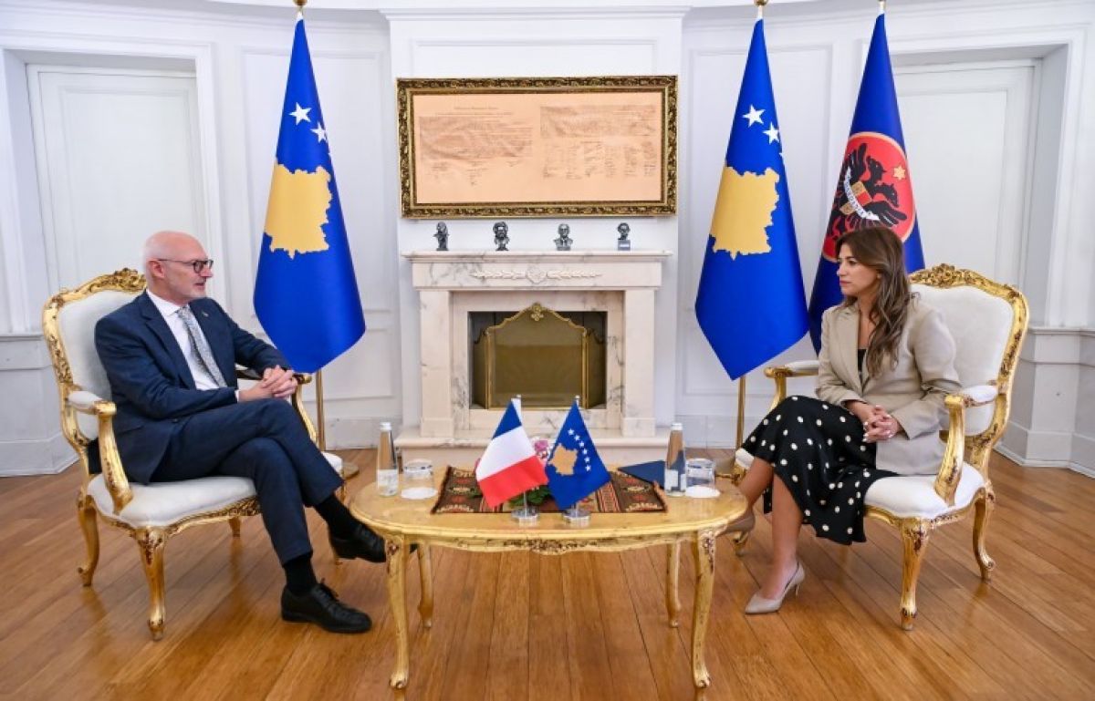 Haxhiu Fransa Büyükelçisini Veda Ziyaretine Kabul Etti