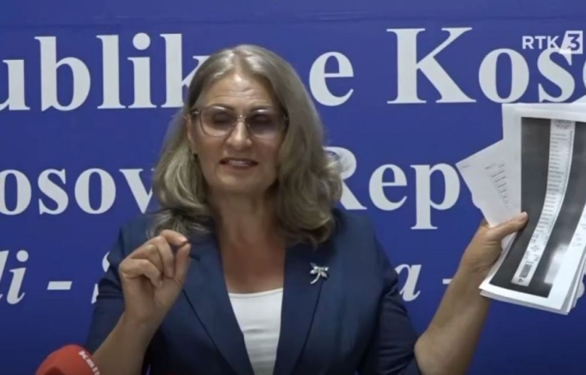 Belediyelerin Bütçesi Yetersiz, Eğitimde Sorunlar Var