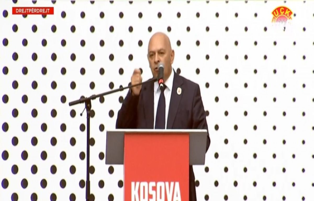 Özgürlük İçin Silahlananlara Teşekkür Edilmeli