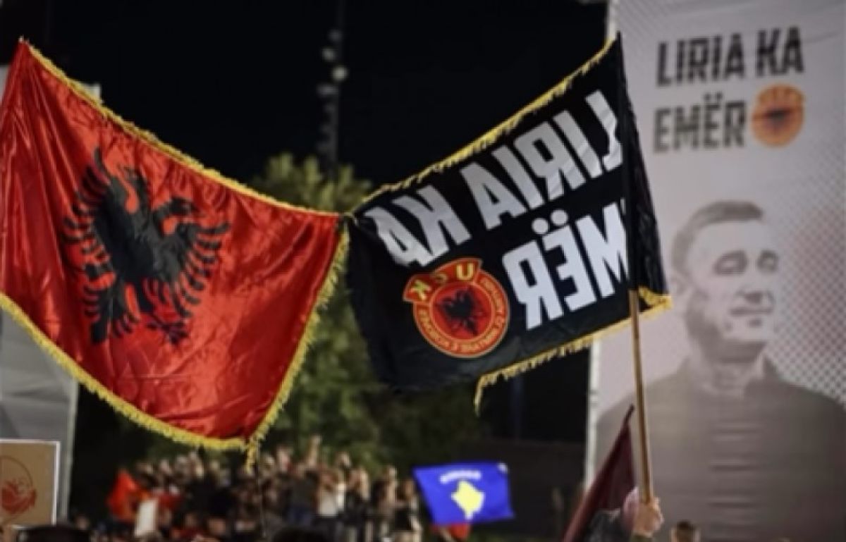 New York’ta BM Önünde UÇK Yöneticilerinin Cezalandırılması Protesto Edildi