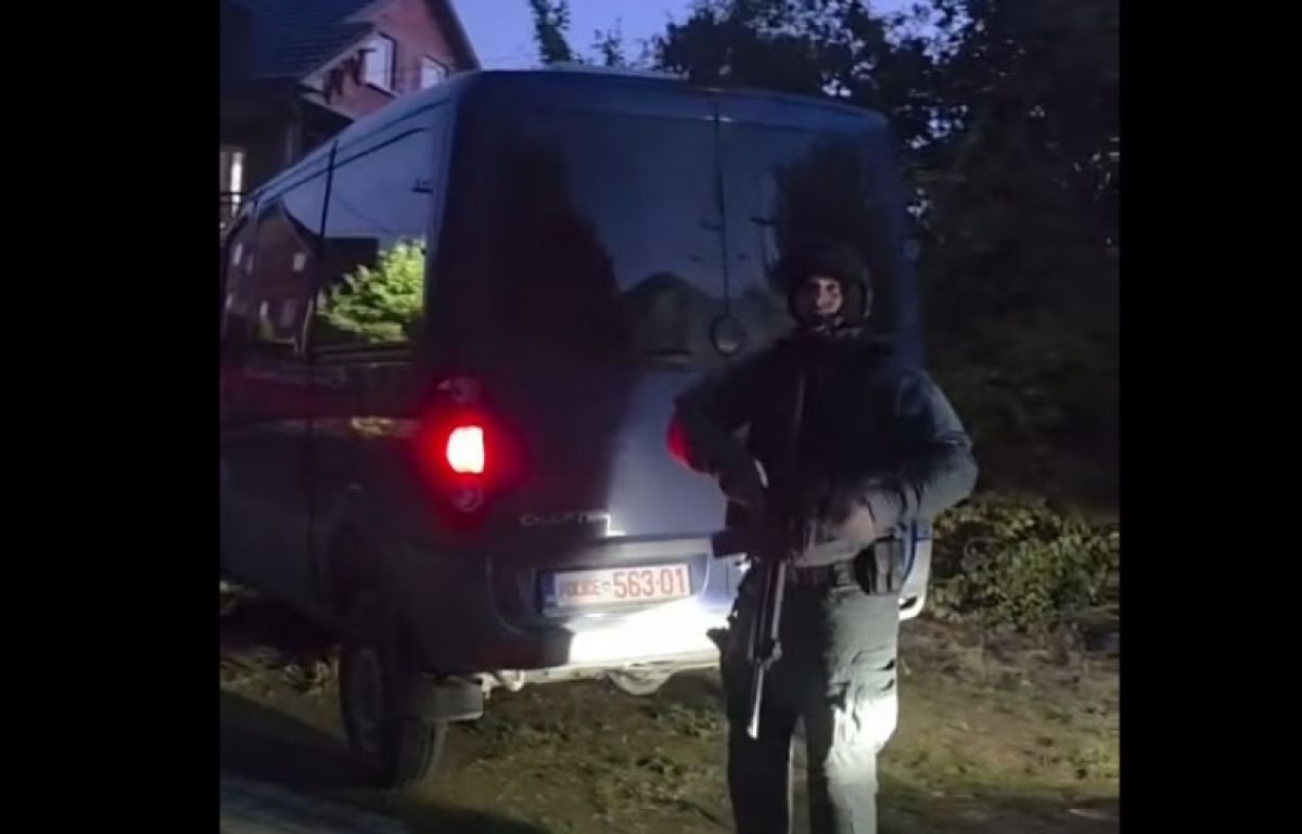Savaş Suçu 9 Şüpheliye 48 Saatlik Gözaltı 