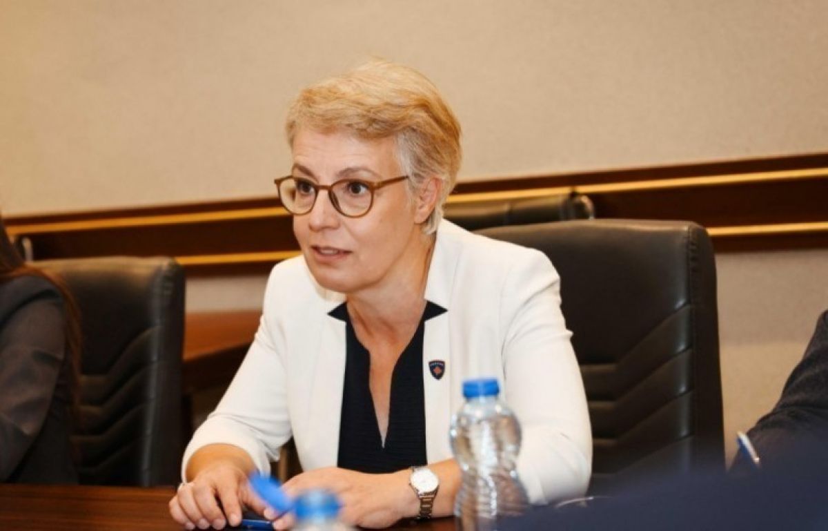 Yasama Komisyonu Devlet Bürosu'nu ve Beş Yasa Tasarısını Onayladı