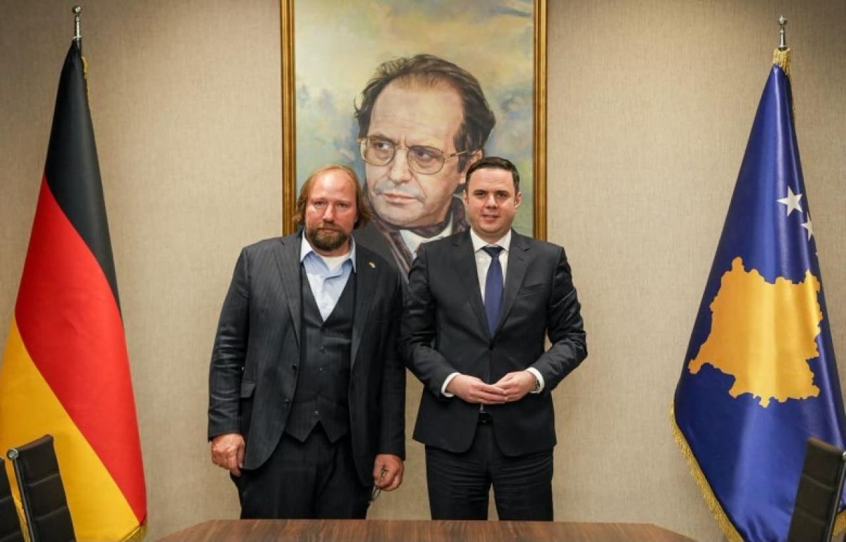 Abdixhiku, Hofreiter ile Görüştü: Kosova'nın Avrupa Yolunu Ele Aldılar