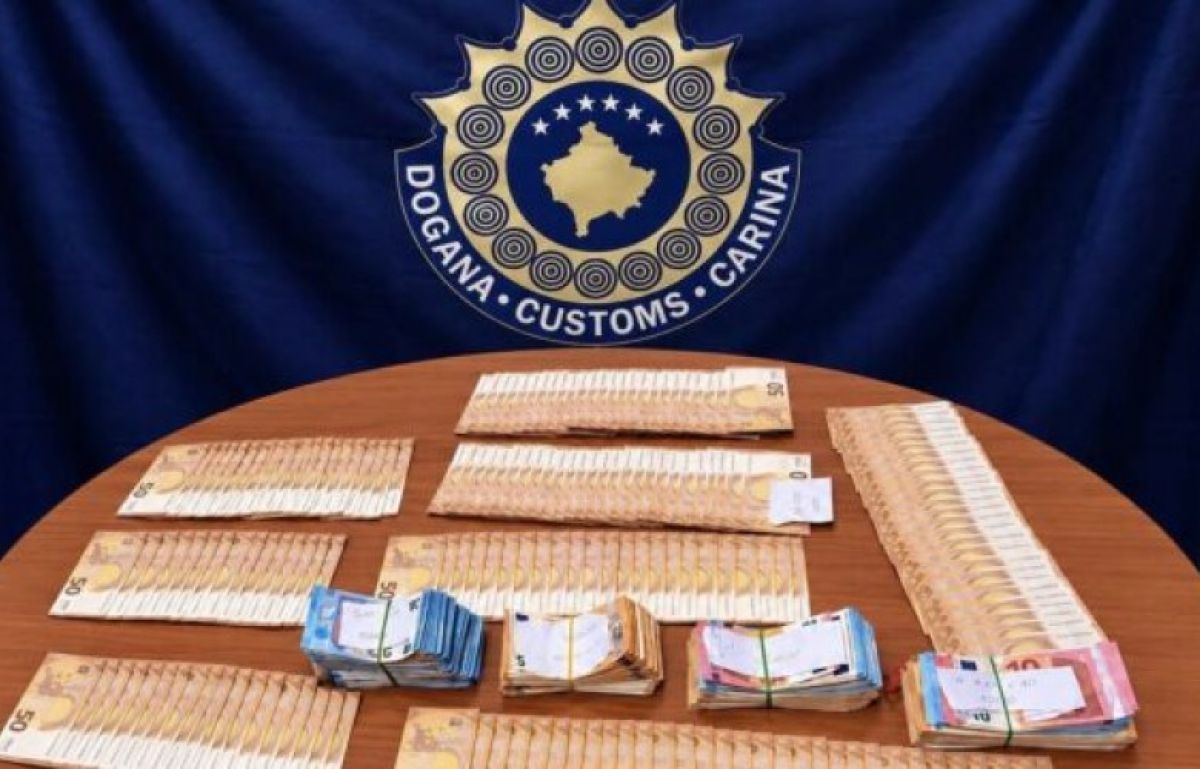 İtalya–Kosova Otobüsünde Beyan Edilmemiş 50 bin Euro Bulundu
