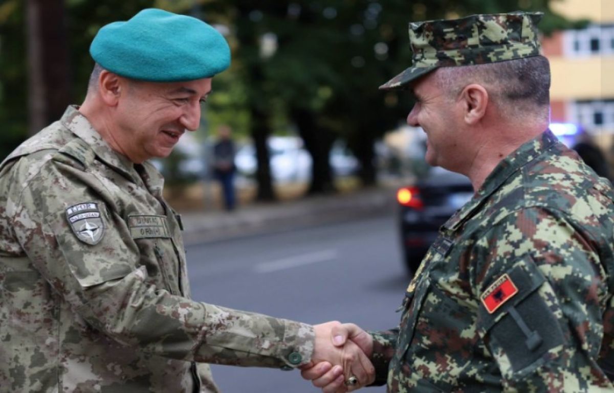 Kingji, Görev Süresi Sona Eren Ulutaş ile Görüştü