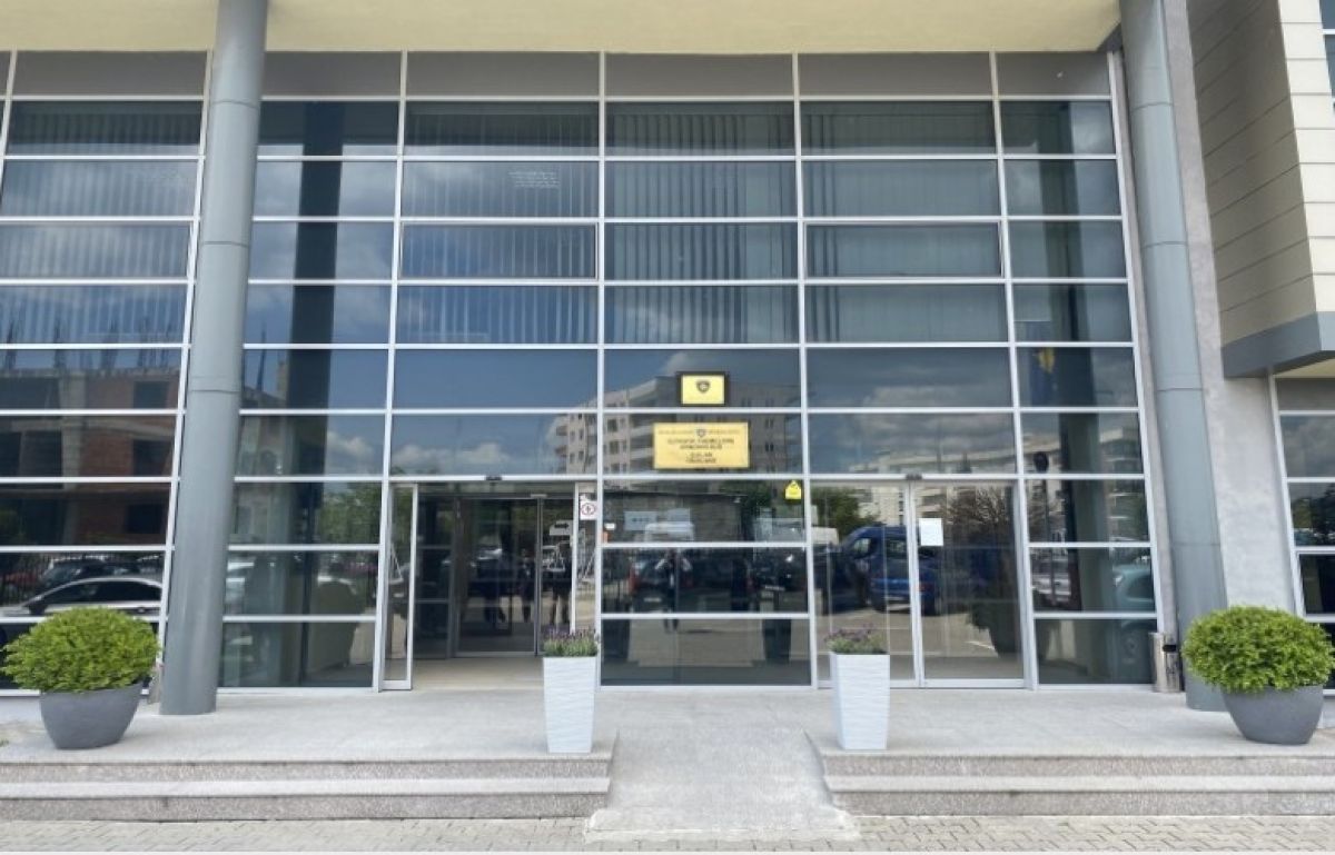 Uyuşturucu Kaçakçılığı Şüphesiyle İki Kişiye Birer Ay Tutukluluk