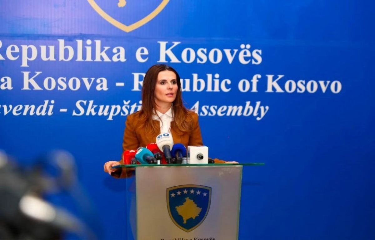 Vlora Çitaku PDK’nın Geçici Genel Başkanı 