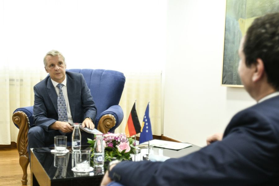 Rohde: Anayasa Mahkemesi Kararlarına Saygı Gösterilmeli