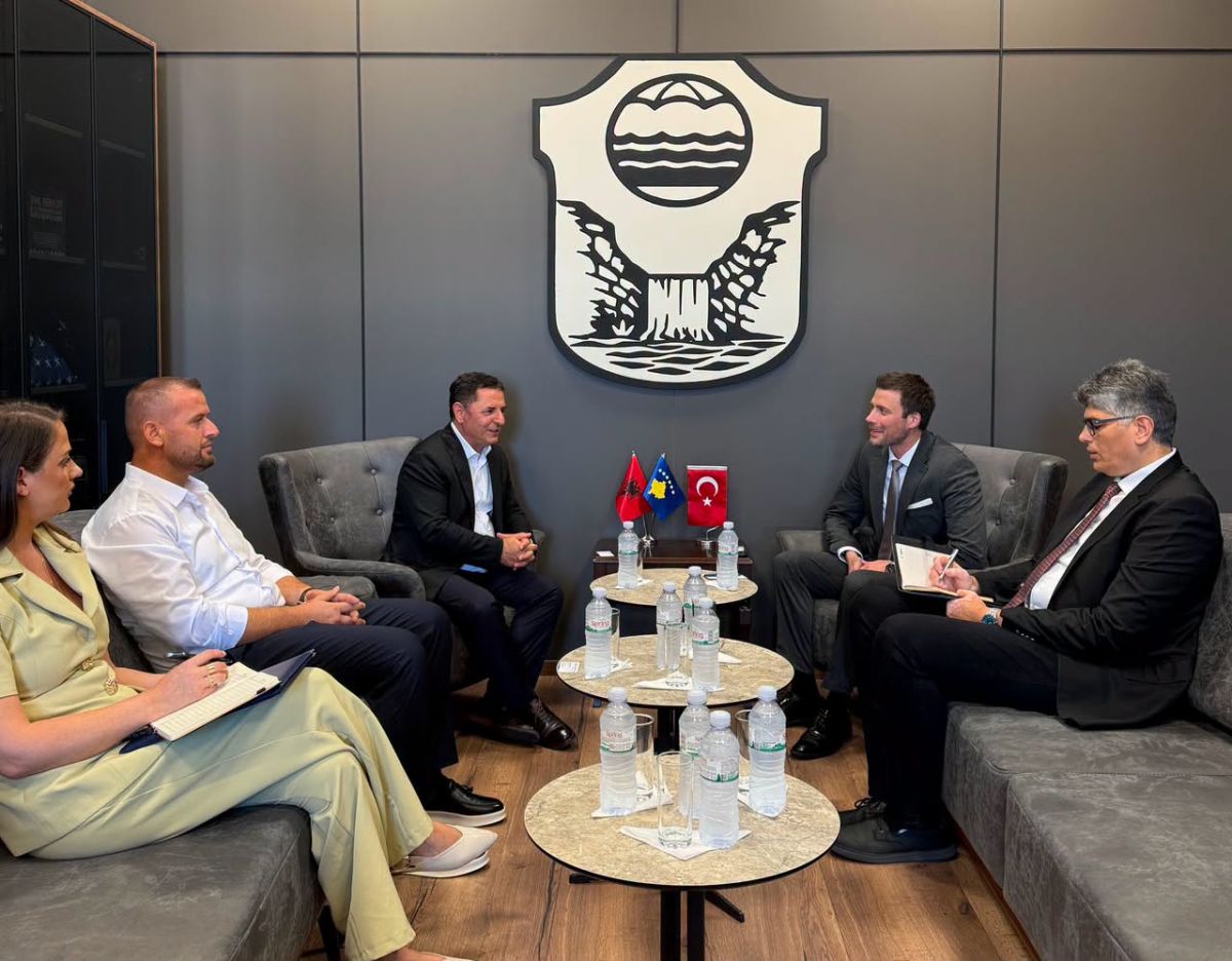 Malişeva Belediyesi ile TİKA Arasında İşbirliği Görüşmesi