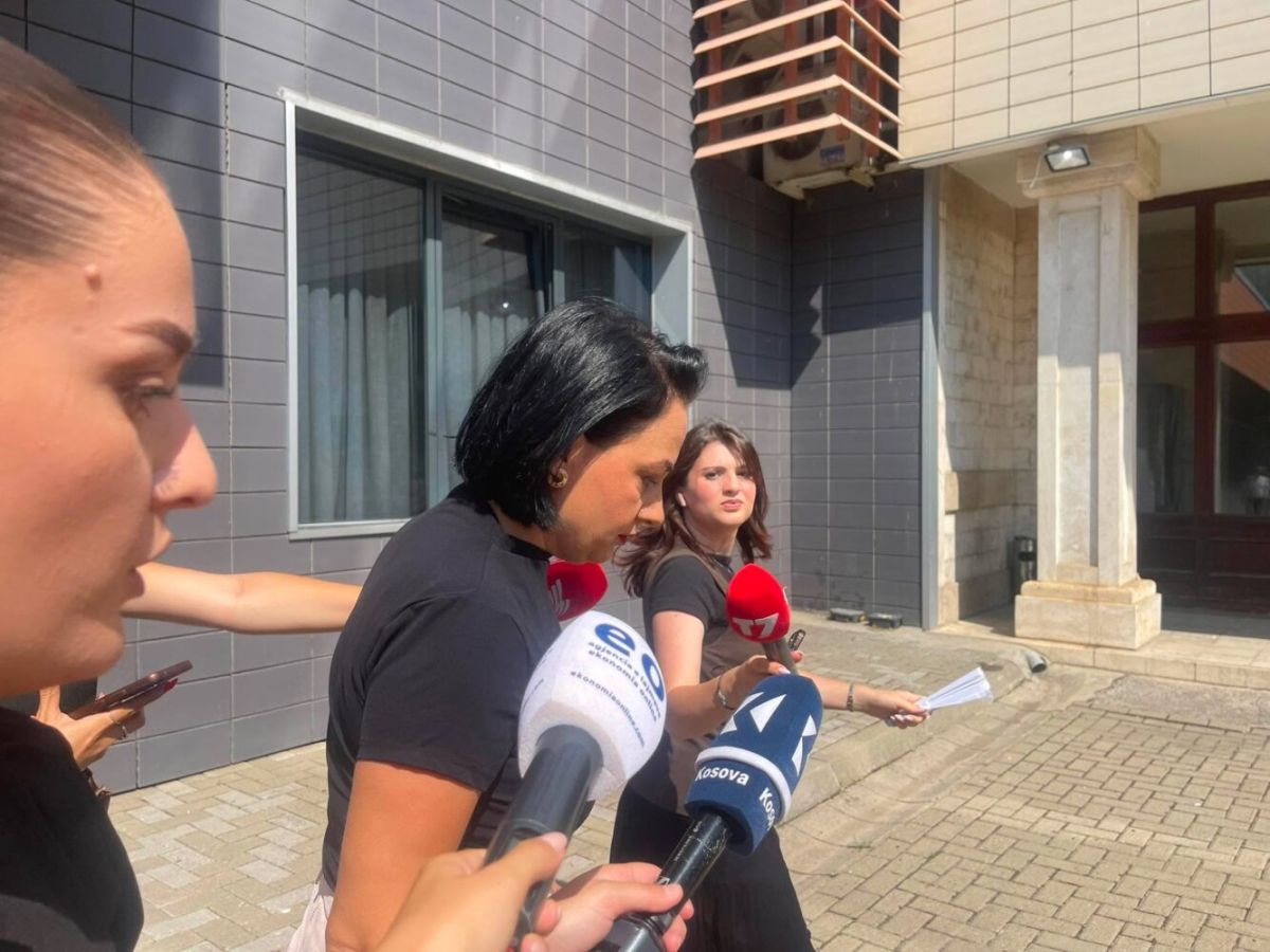 Fitore Pacolli'den Albulena Haxhiu Sorusuna Kısa Yanıt: Göreceğiz