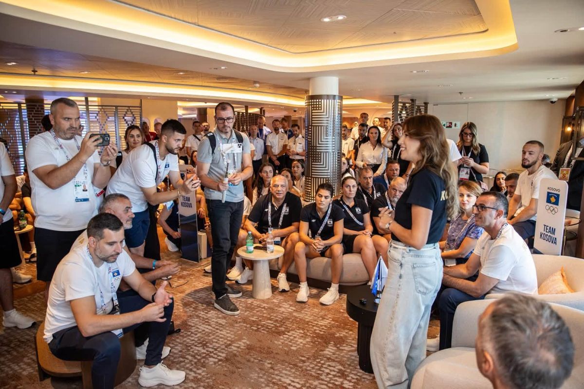 Albulena Haxhiu, Taranto’da Kosovalı Sporcuları Ziyaret Etti