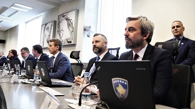 Kosova Türkleri Ülkelerine En İyi Hizmeti Vermek İstiyor