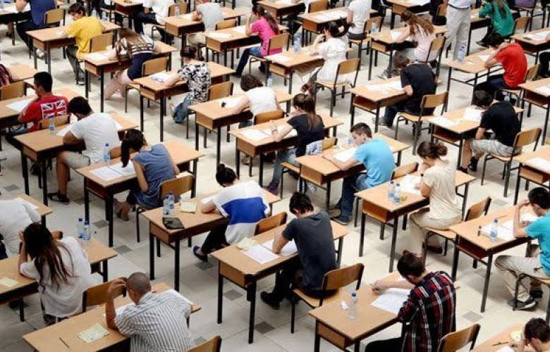 Mezuniyet Sınavının İkinci Bölümü Başladı