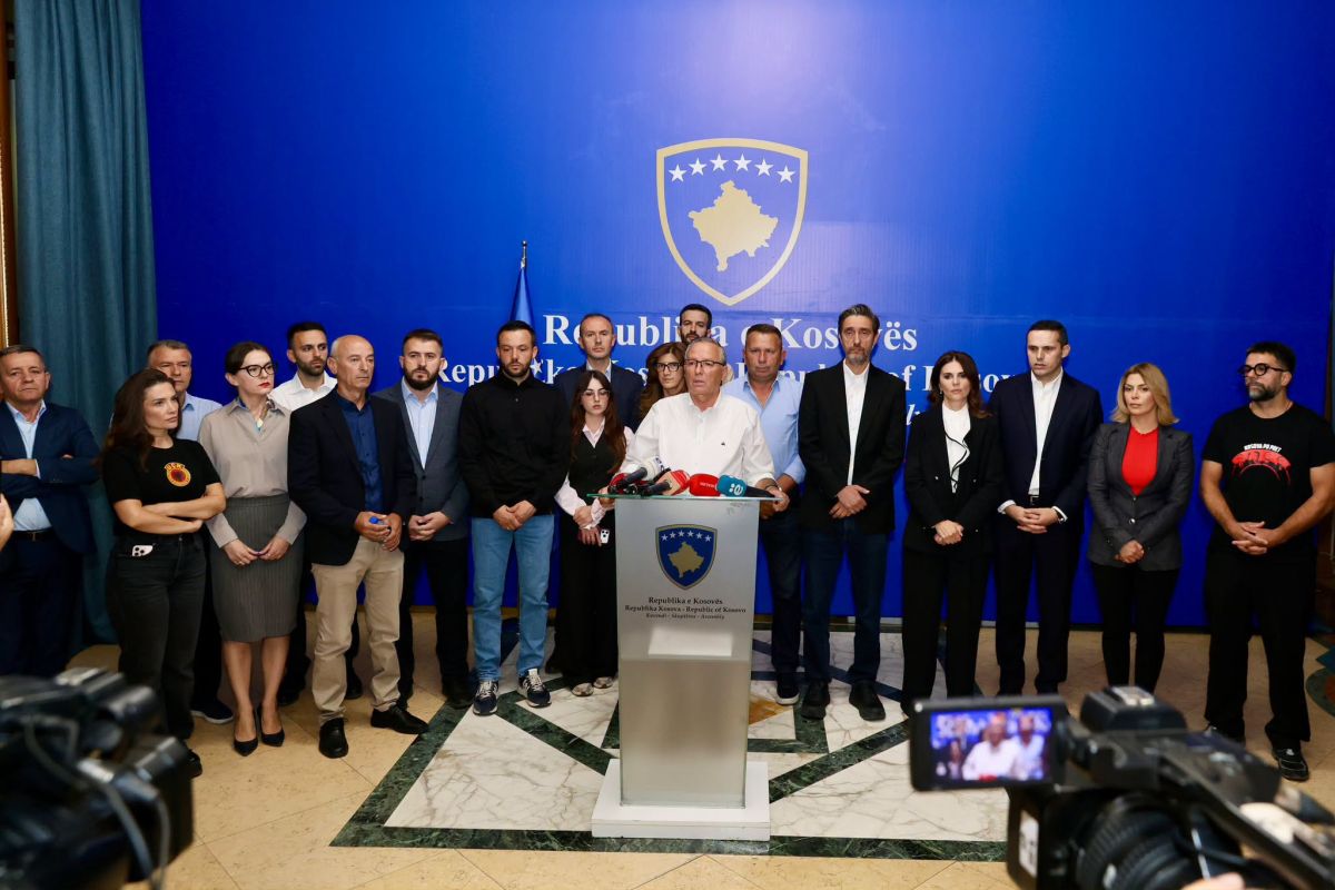 PDK'dan Lahey'deki Özel Daireler Kararına İlişkin Meclis Bildirisinin Kabul Edilmesine Destek