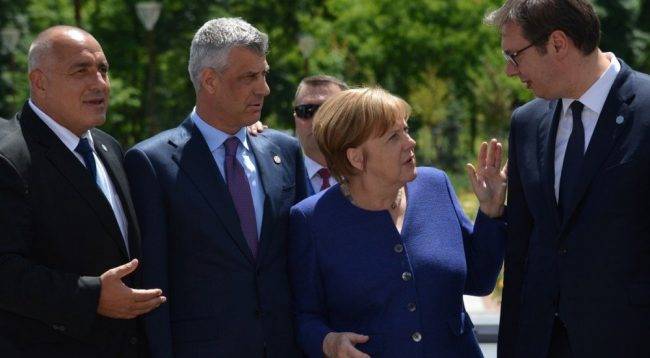 Berlin Toplantısı Öncesi Kosova ve Sırbistan Büyük Baskı Altında