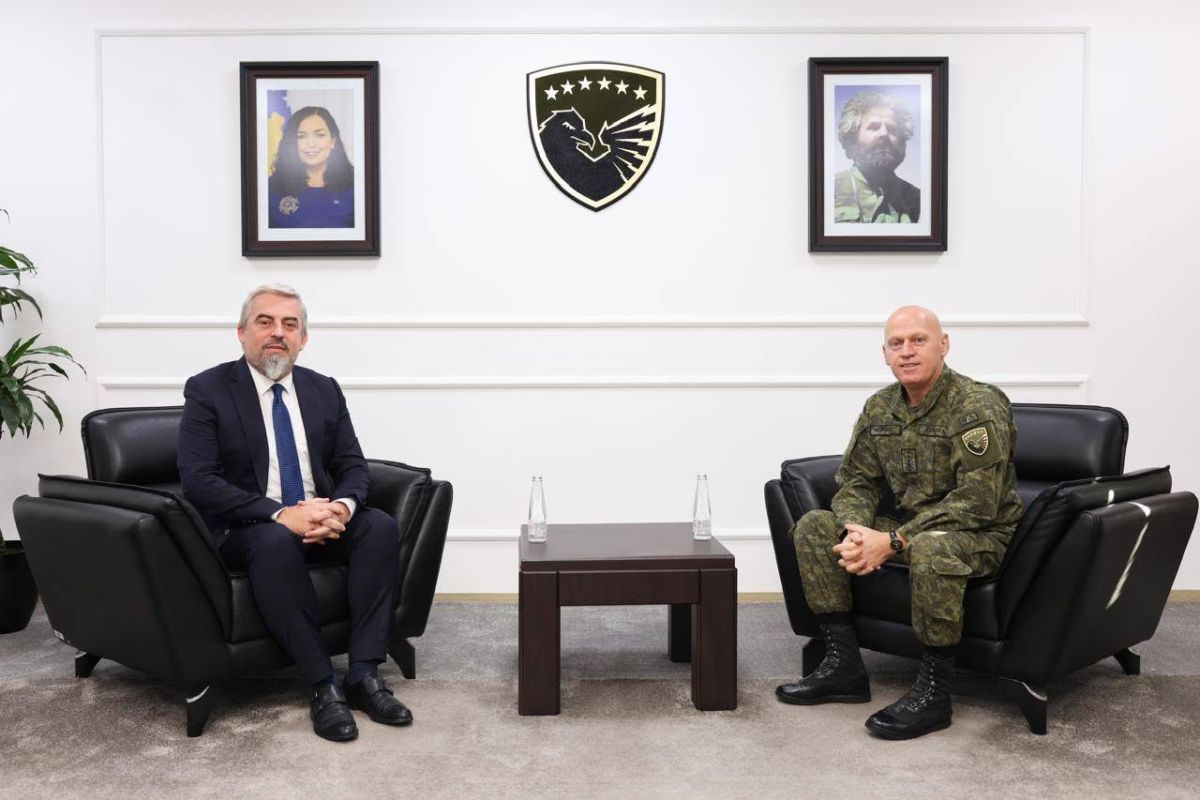 Kervan, KGG Komutanı Jashari ile Görüştü