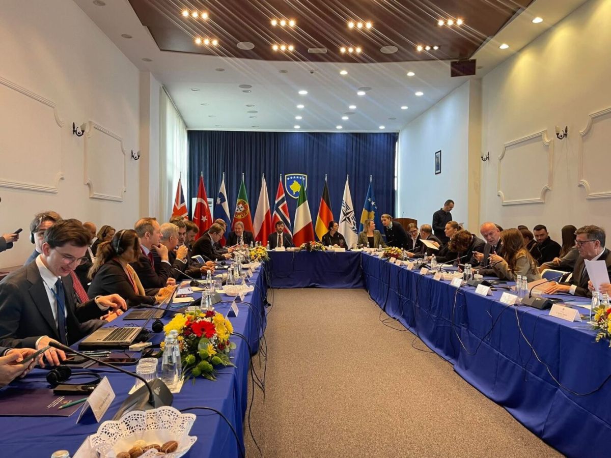NATO Parlamenter Meclisi Heyeti, Kosova Meclisi Komisyonlarıyla Görüşüyor
