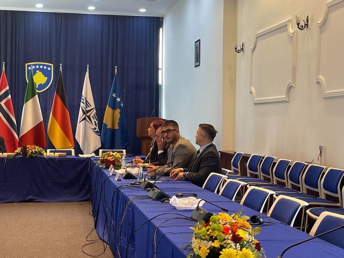NATO Parlamenter Asamblesi Heyeti, Çoğunluk Olmayan Toplulukların Temsilcileriyle Görüştü