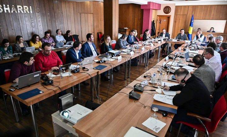 Hükümet’in 8 Saatlik Toplantısı Sona Erdi