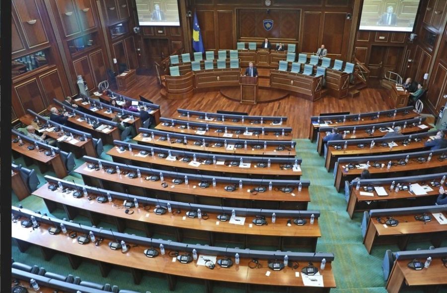 AK’den Meclis'e Eleştiri