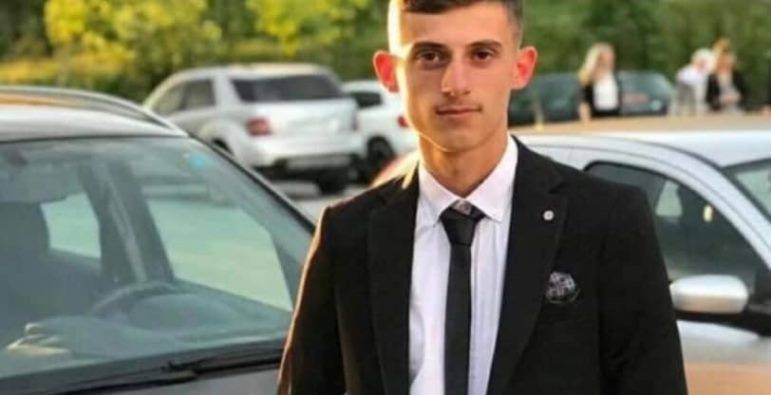 18 Yaşında Genç Hayatını Kaybetti
