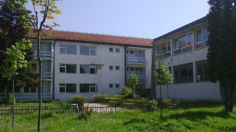 Yakova'da Öğrenciler Zehirlendi