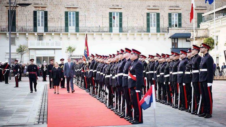 Cumhurbaşkanı Thaçi Malta'da Devlet Töreniyle Karşılandı