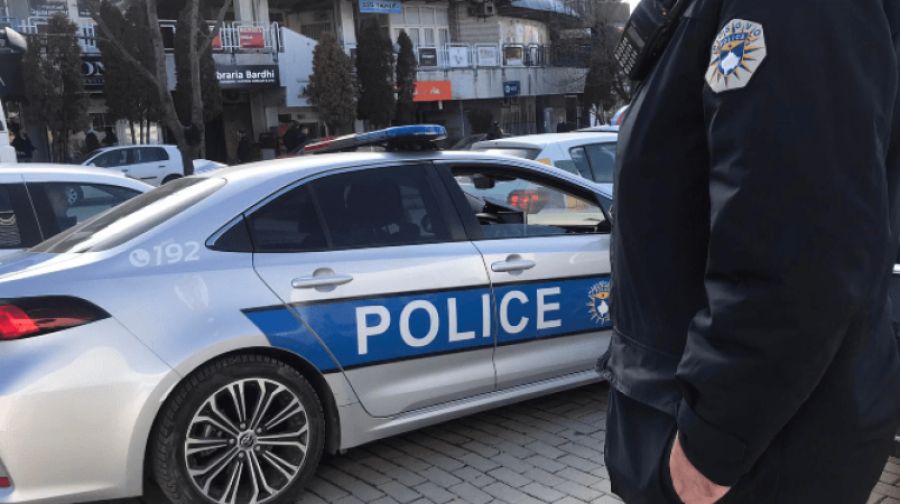 Priştine’de Bir Binadan Düşen Kişinin Evinde 6 Kg Uyuşturucu  Bulundu