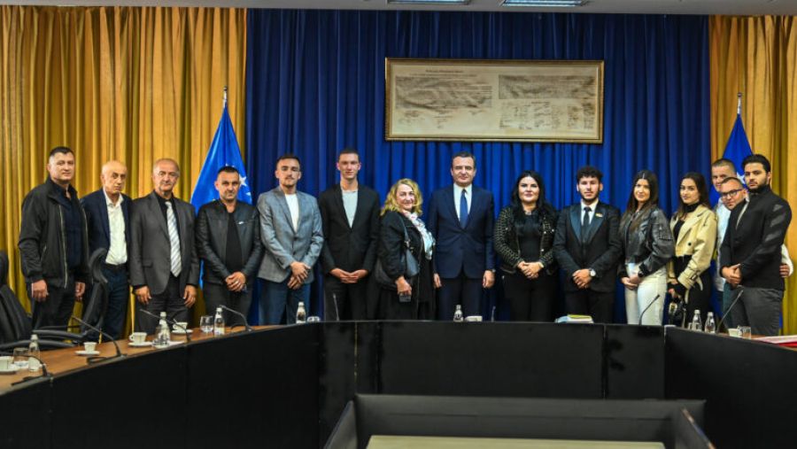 Kurti, Sancak'tan Vatandaşlar ve Aktivistlerle Buluştu 