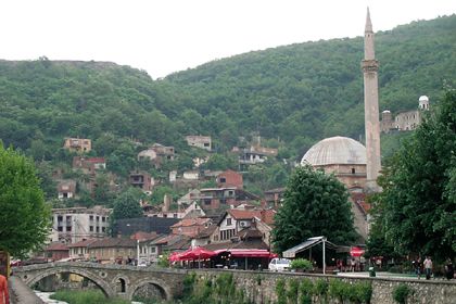 Gani Müjde 'Atavatanı' Kosova'yı Yazdı