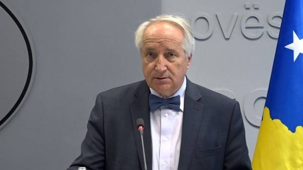 Dünya Robotlarla Ameliyata Başlamışken, Kosova’da Ameliyat İçin Bekleme Listeleri Yapılıyor