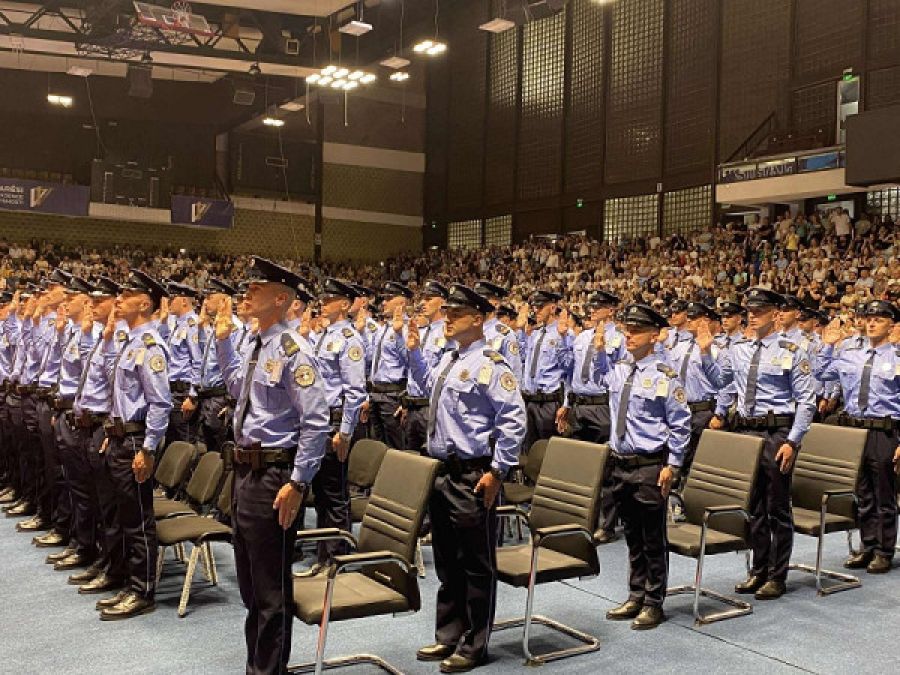 Kosova Polisi’nin Daha 279 Öğrencisi Mezun Oldu 