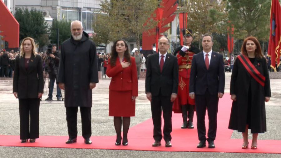 Arnavutluk’un Bağımsızlık Günü Kutlamaları Devlet Töreniyle  Başladı