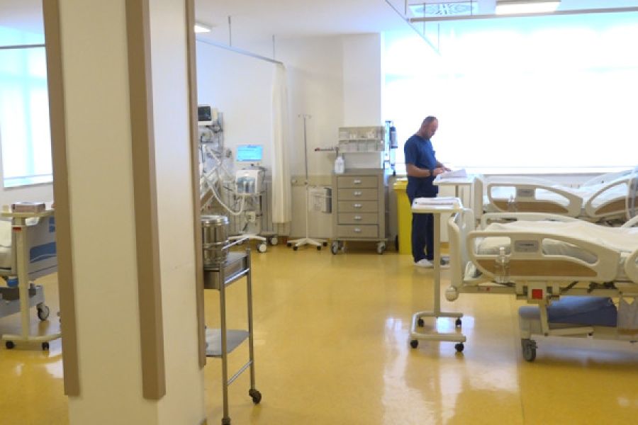      Yoğun Bakımda Anestezi Doktor ve Hemşire Eksikliği Kronik Sorun